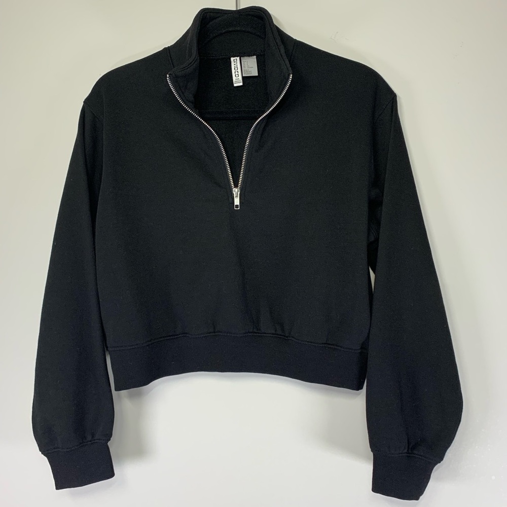 ✨ 2/$25 ✨ Half Zip Black Cropped Sweatshirt